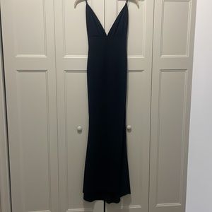 Missguided deep-V fishtail maxi